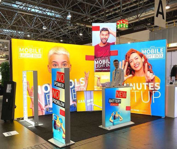 Mobile Light Box