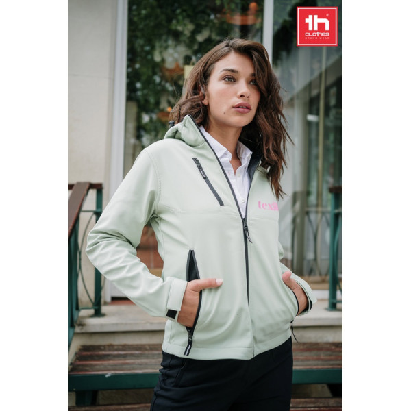 THC ZAGREB WOMEN. Women's softshell jacket with detachable hood and rounded back hem